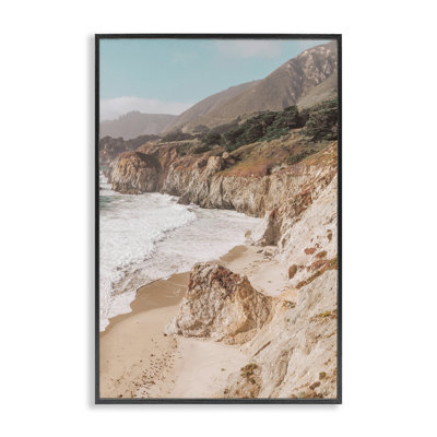 «Rocky Ocean Cove», estampe numérique par Nataly White