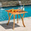 Table carrée en bois 31,5 po avec finition - créant un attrayant patio