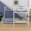 Lits superposés avec escalier (lit simple supérieur + lit double inférieur) - peu encombrants, pas besoin de matelas à ressorts