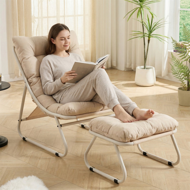 Chaise longue d'extérieur avec repose-pieds pour patio - Fauteuil inclinable confortable avec coussin gonflable et repose-pieds, capacité de 300 lb