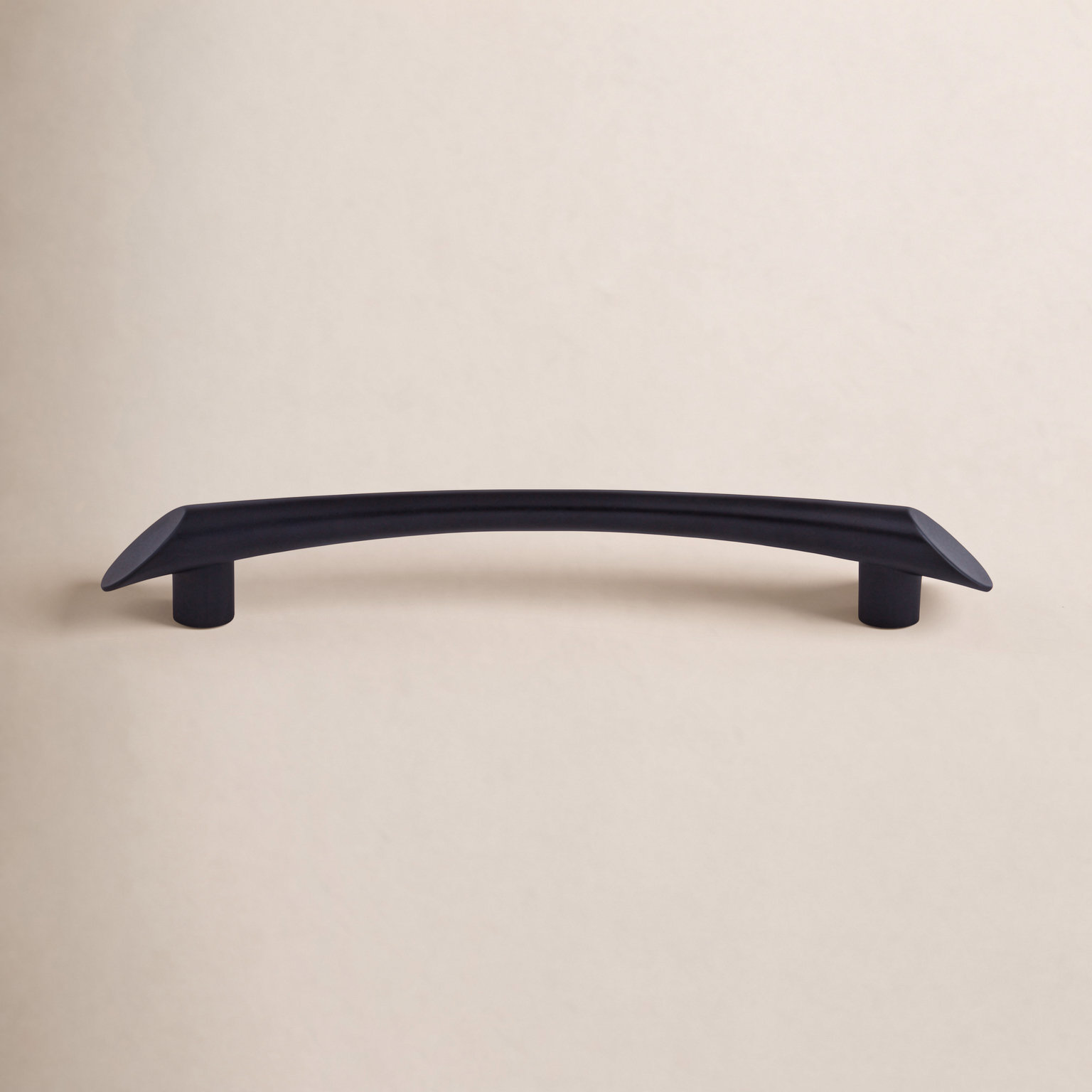 Edgewater Bar Cabinet Pull, Flat Black, 5 1/16" Center to Center