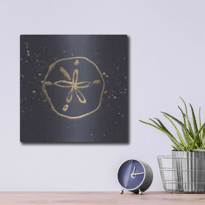 Art mural en métal Brayden Studio «Gold Sand Dollar I» par Chris Paschke