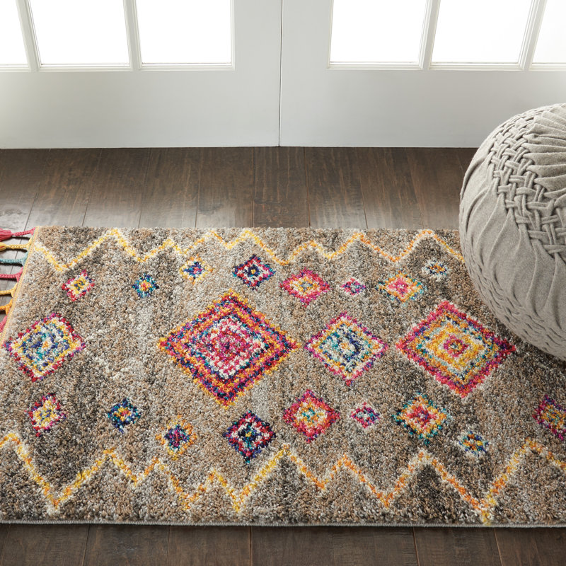 Tapis gris Lucina Tribal Bohemian, Rectangle 2 pi 2 po x 4 pi