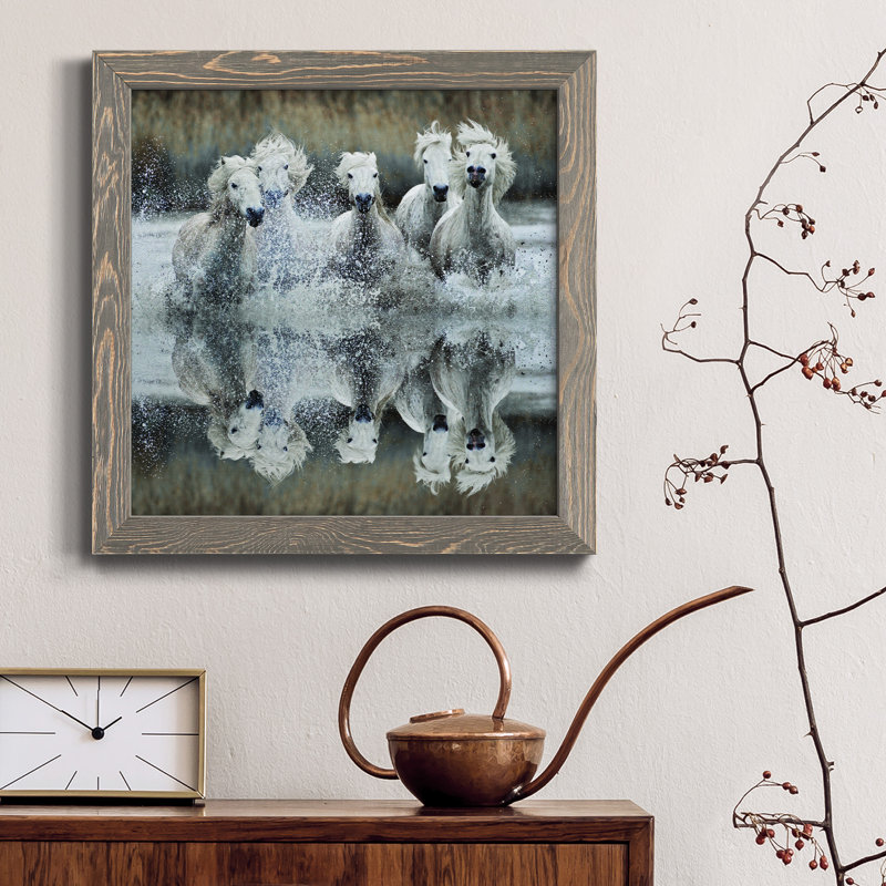 Camargue Reflection - peinture sur toile encadrée, Toile avec cadre gris patiné, H 17 po x l 17 po x P 1,5 po