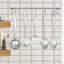 Ensemble d'ustensiles de cuisine assortis