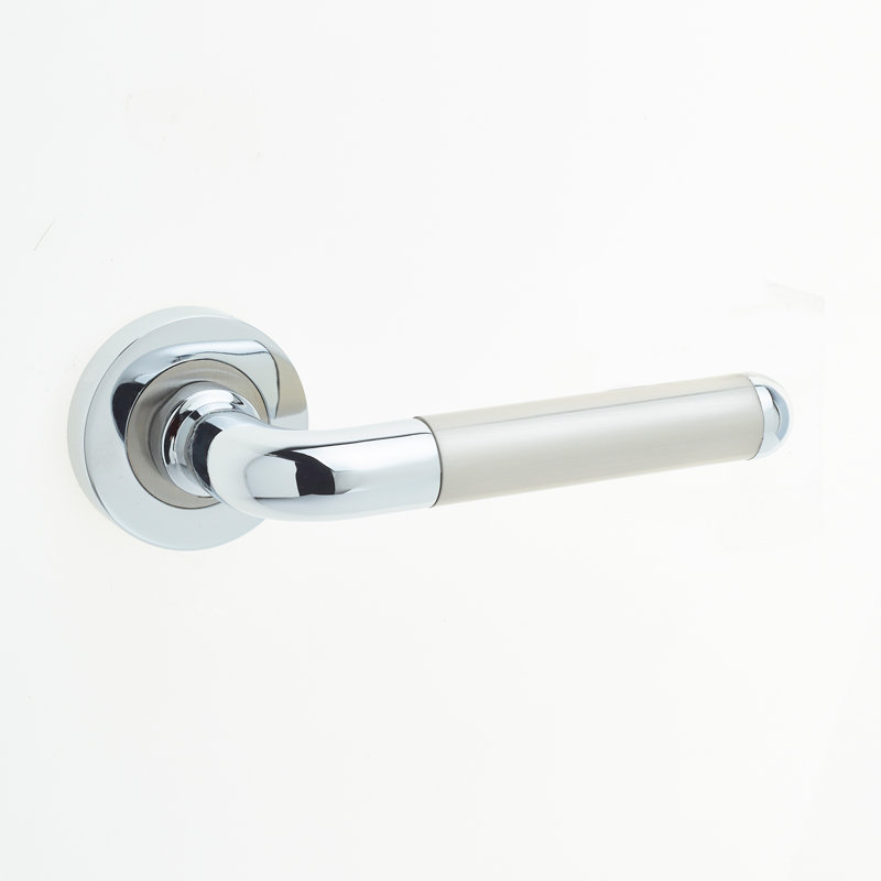 Olivia Door Handle