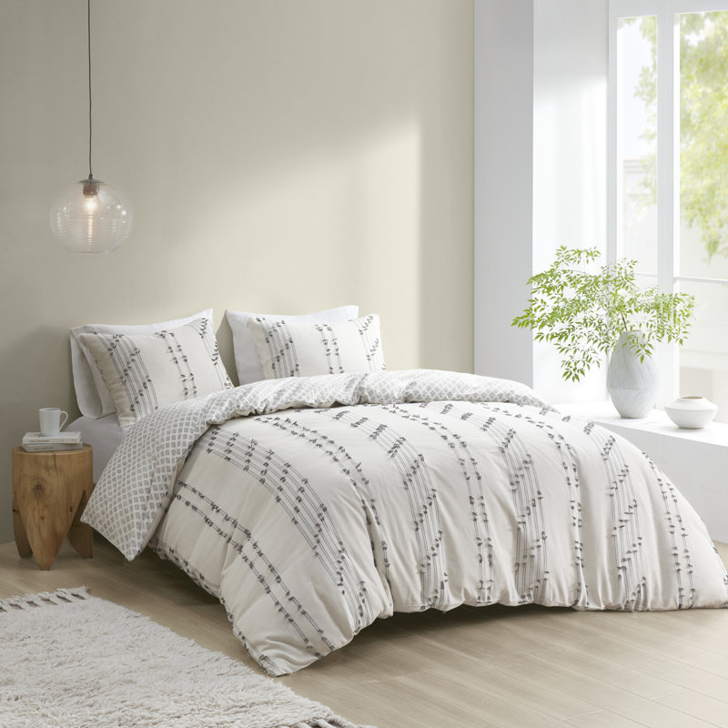 3 Piece Cotton Jacquard Bedding Set, Full/Queen Comforter + 2 Standard Shams, Ivory