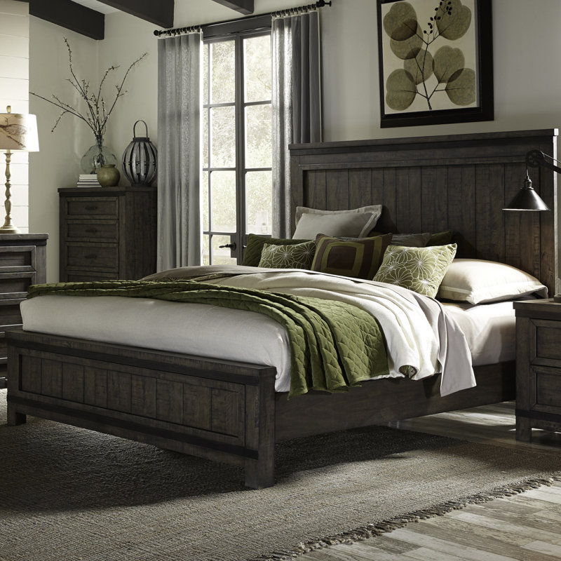 Lexee Queen Panel Bed & Two Nightstands Bedroom Set, Queen