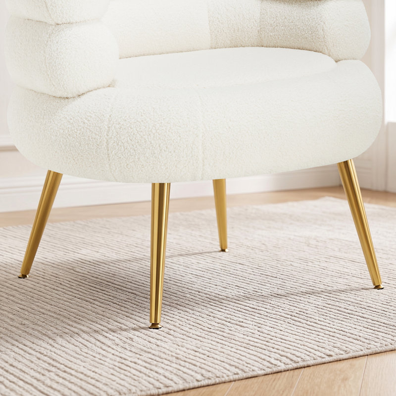 Fauteuil demi-tonneau 29,5 "avec pieds en métal Boucle Curves, Beige