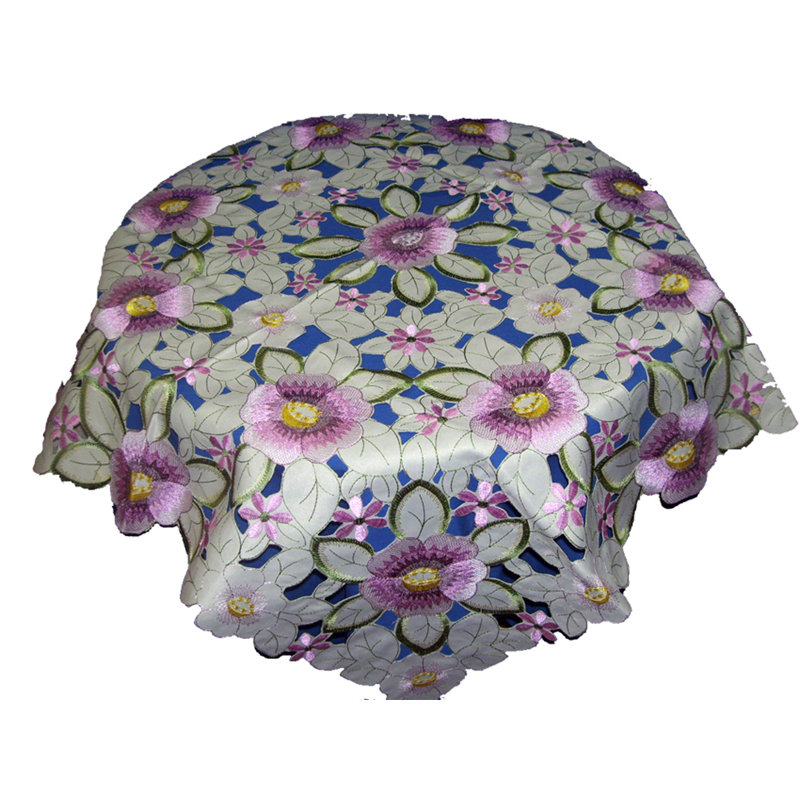Nappe brodée Casiano