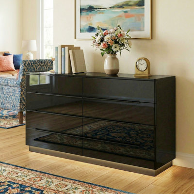 Commode 8 tiroirs avec finition brillante et lumière chaude