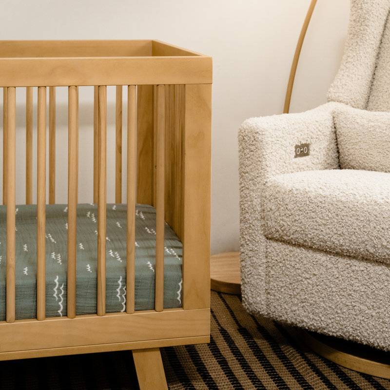 Hudson 3-in-1 Convertible Crib, Honey