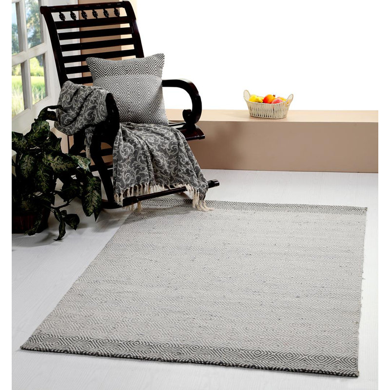 Prevatte Hand Loomed Indoor Rug, Rectangle 4'8" x 6'8"