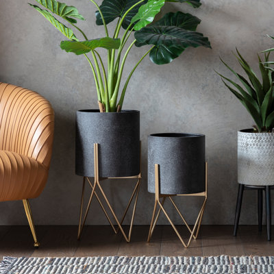 Veradzin Metal Pot Planter