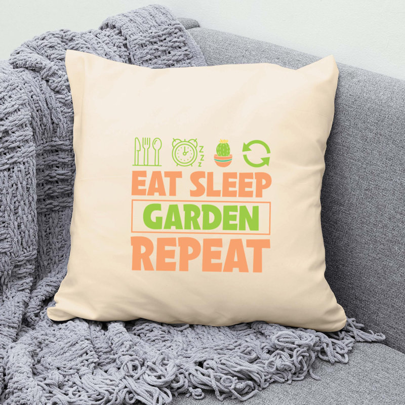 Coussin , H 16 po x l 16 po