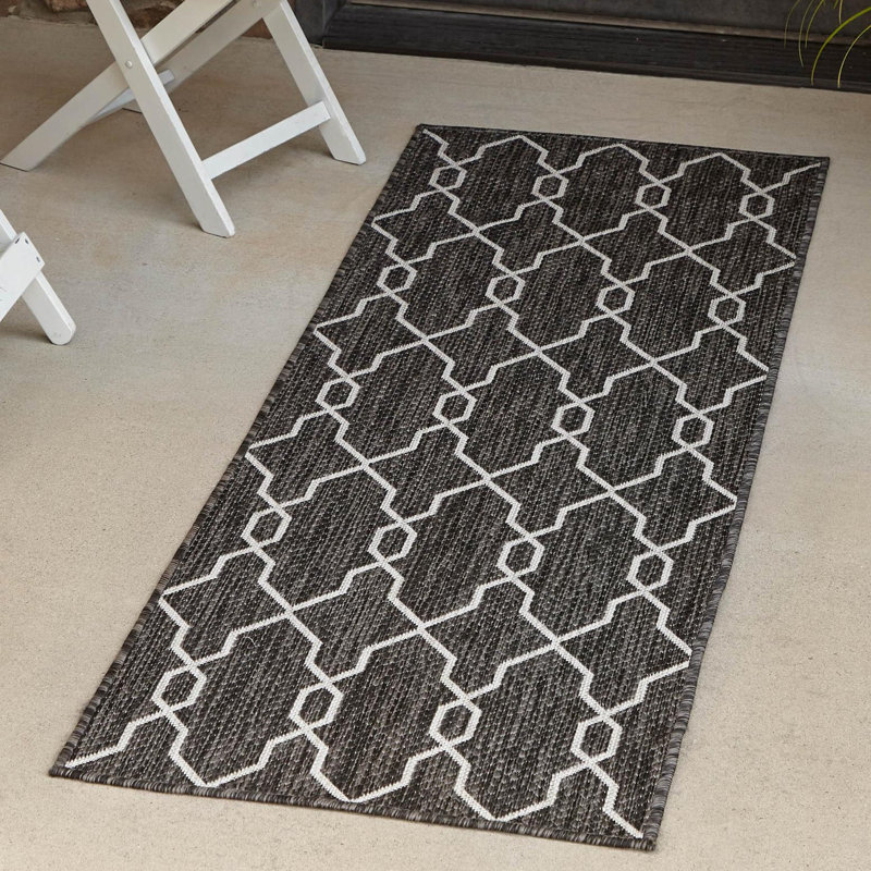 Cheridy Geometric Indoor / Outdoor Rug, Runner 2' x 6'1"