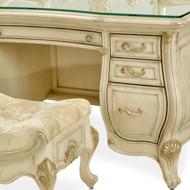 Platine de Royale 4 Piece Vanity