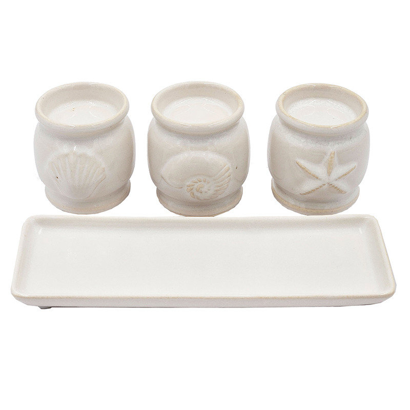 Ensemble de porte-bougie centre de table Coastal Table - 3 tasses de céramique blanche avec plateau et détails coquillages pour un décor campagnard