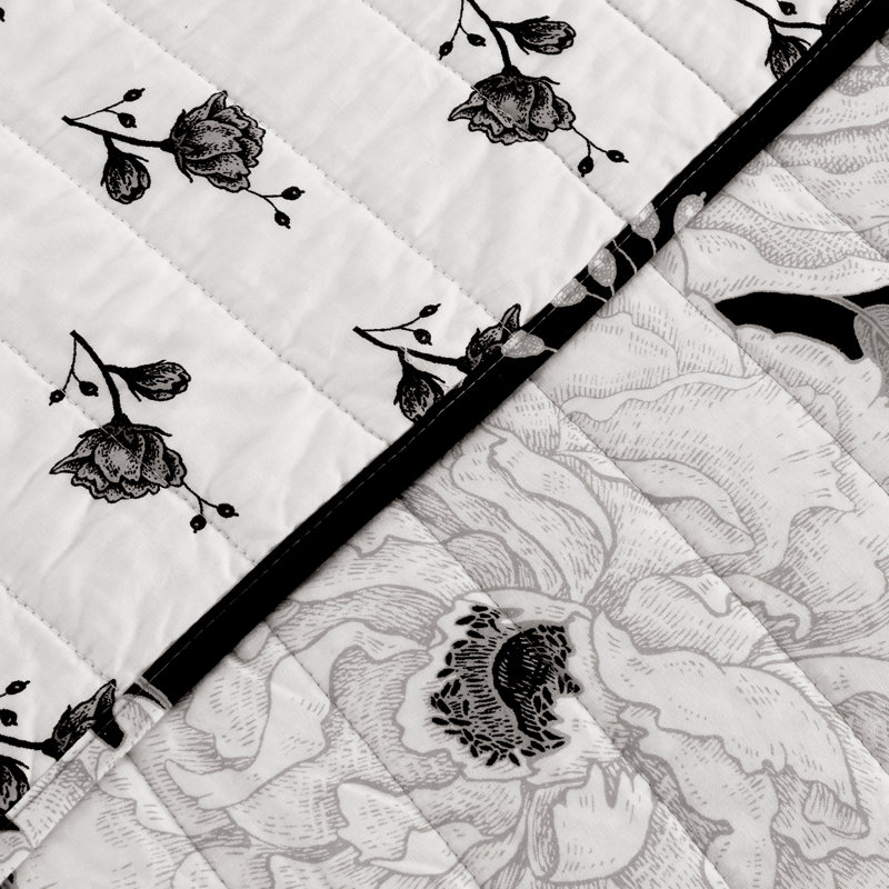 Reyna Reversible Quilt Set, King Quilt + 2 King Shams, Black/Gray