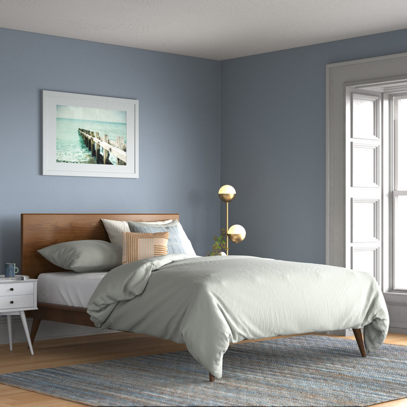 Defazio Platform Bed, Queen, Walnut