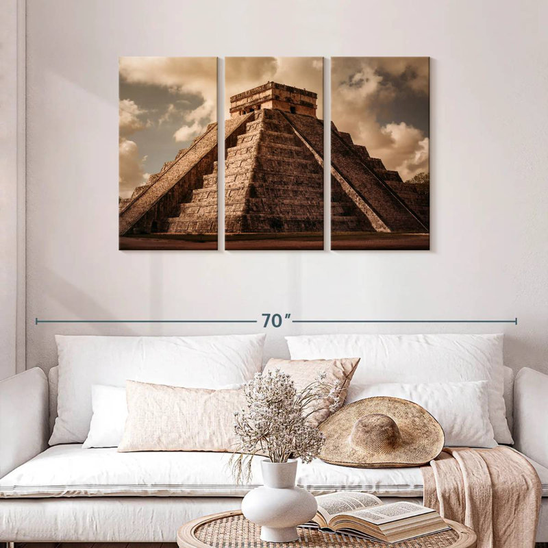 Pyramide Adella de Kukulcan, H 28 po x l 45 po