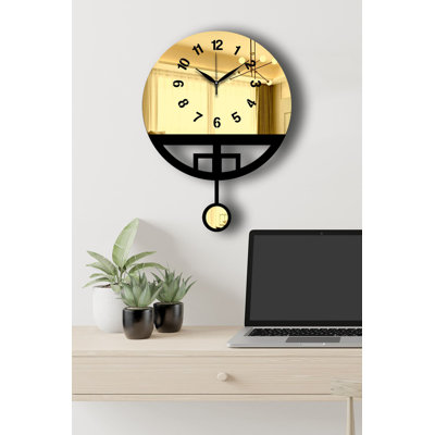 Horloge murale élégante Elegant, or et noir, 15,4 po x 19,7 po | Fabrication durable en panneau de fibres à densité moyenne et en acrylique, épaisseur: 0,1 pouce | Décoration élégante pour le salon, le bureau et la chambre à coucher | Conception unique pour un attrait intemporel