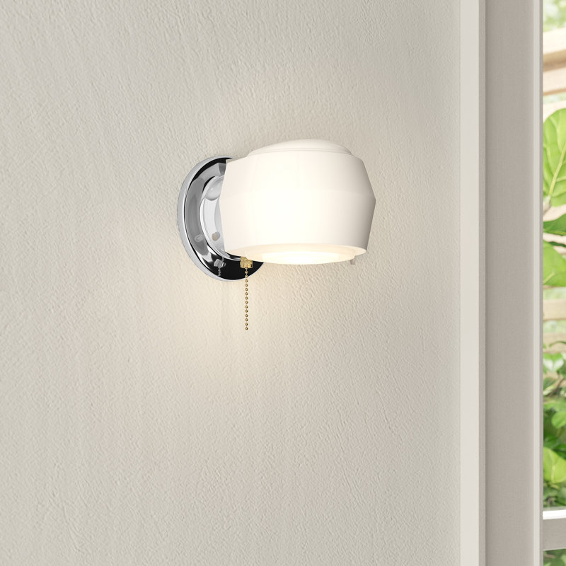 Vannak Armed Sconce