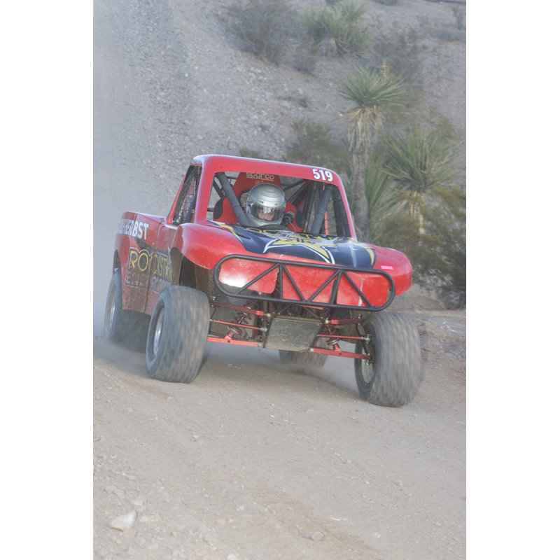 Décalcomanie murale "off road v", 48 po x 72 po