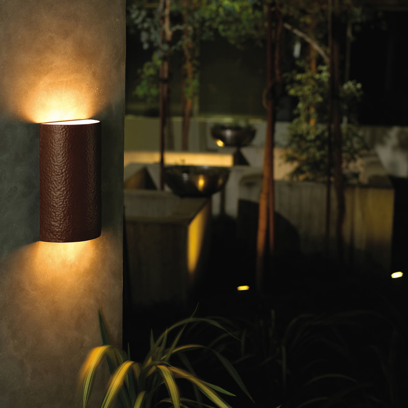 Applique murale d'extérieur 1 lumière Ambiance, H 12,5 po x l 7,75 po x P 6,25 po, Incandescent (Not Included)