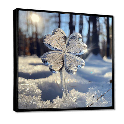 «Icey Four-Leaf Clover Snow Landscape - Leaves», art mural