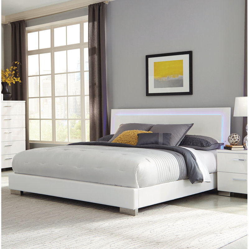 Acampo Vegan Leather Standard Bed, California king