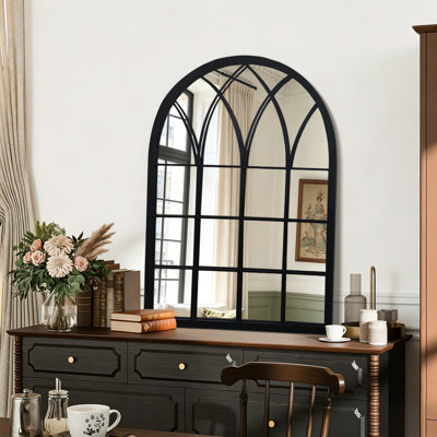Miroir mural décoratif de 36 po x 26 po avec cadre en métal noir arqué, idéal pour le salon, la chambre à coucher, le corridor ou le foyer.