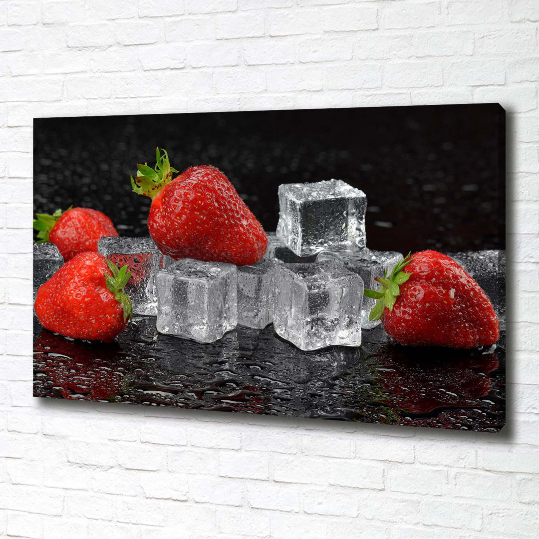 Erdbeeren mit Eis - Kunstdrucke auf Leinwand - Wrapped Canvas