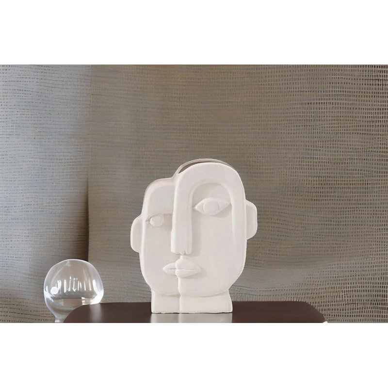 Coryana Ceramic Table Vase