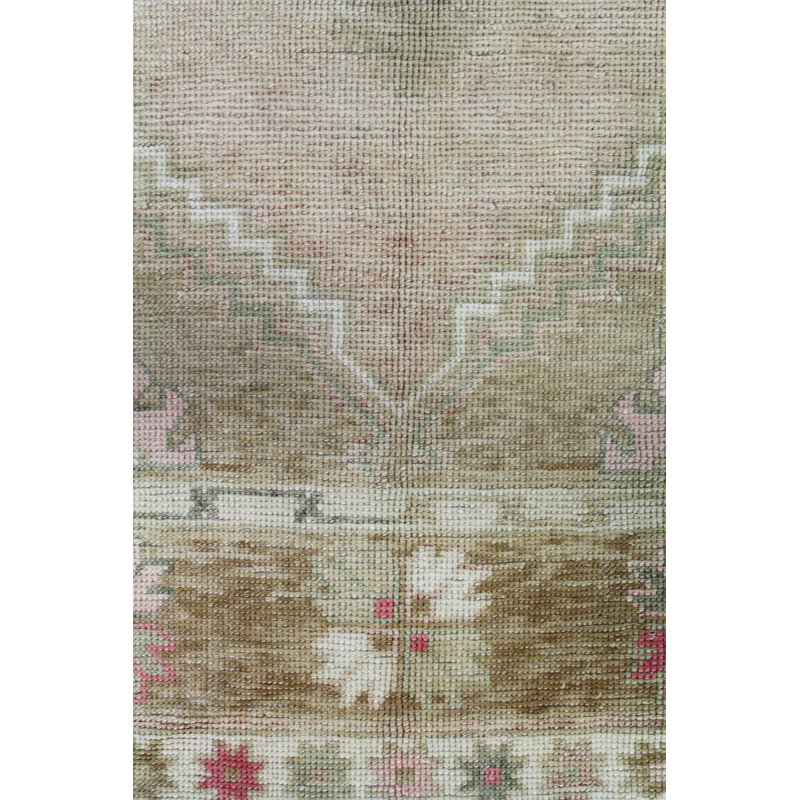 Karakegili One-of-a-Kind 4'9" X 7'11" Area Rug