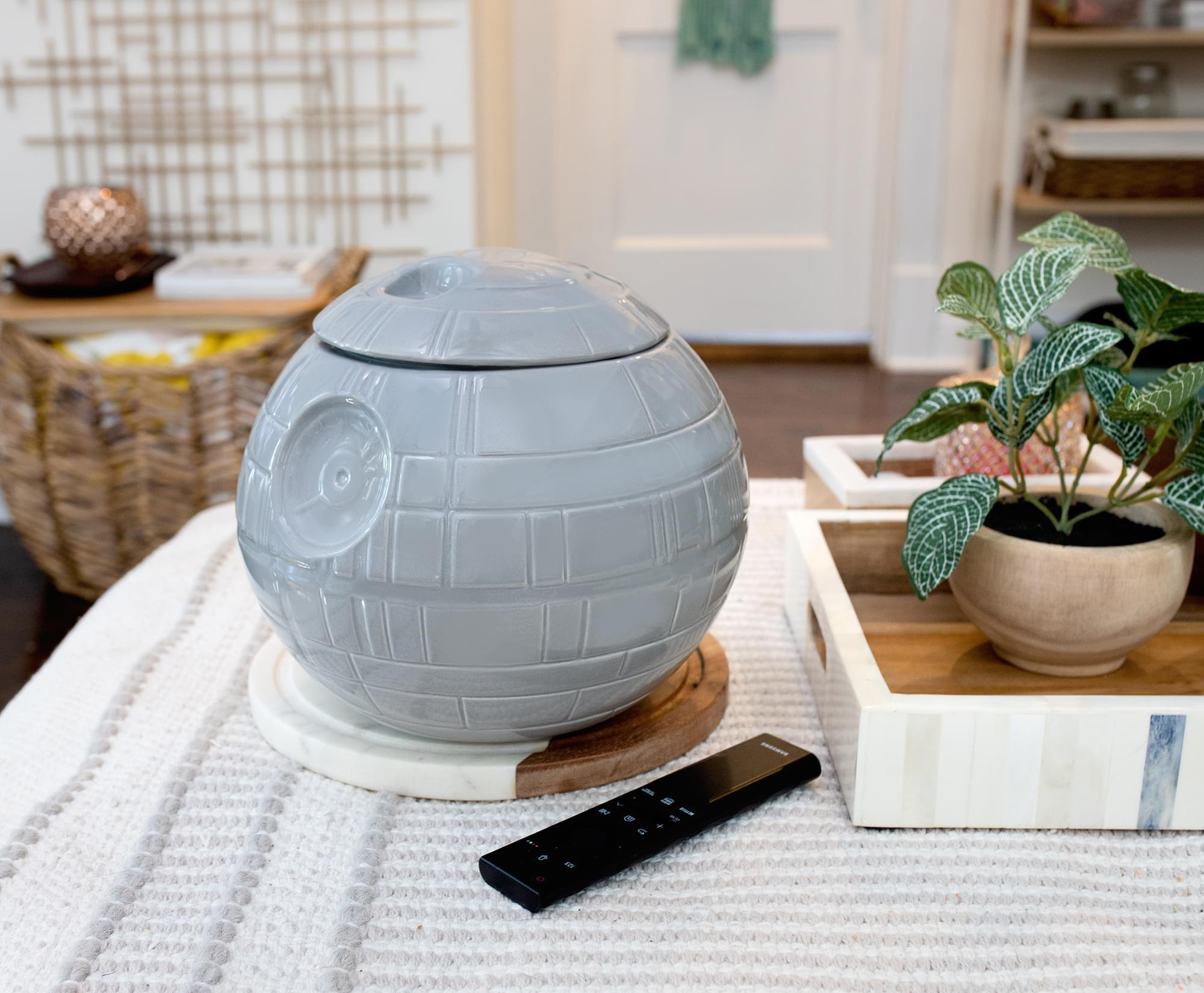 Ceramic Star Wars Death Star Salt and Pepper Shakers