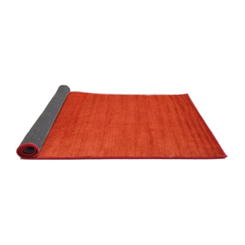 Tapis rouge Crimson, Rond 4 pi