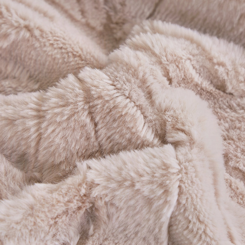 Jeté en fausse fourrure moelleuse rose pâle (50 po x 70 po) - canapé confortable et décoration de lit, Rose