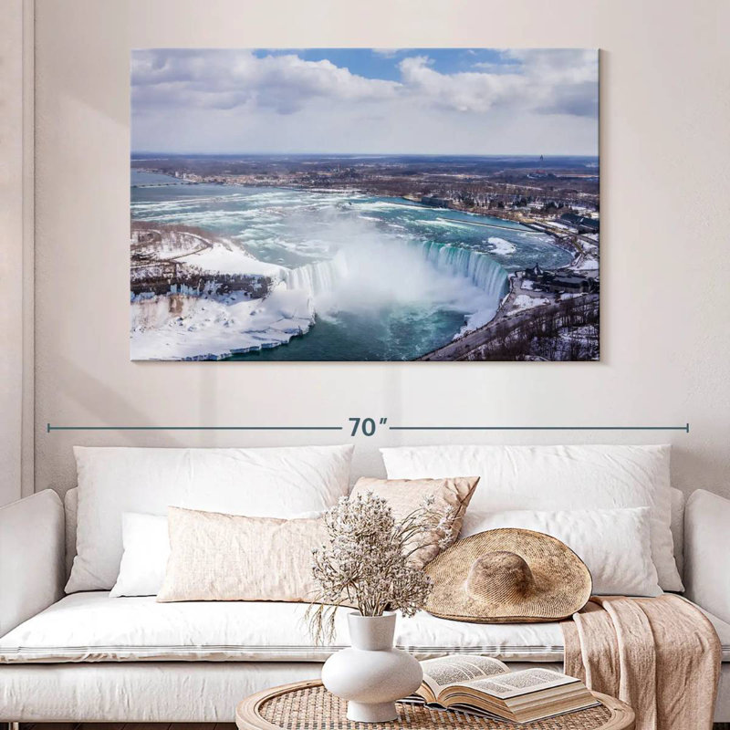 Alvord Winter in Niagara Falls, H 34 po x l 51 po