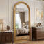 Miroir pleine longueur arqué de style rétro-452345869-452354035
