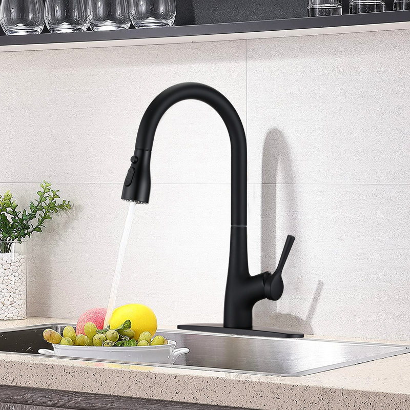 Robinet de cuisine noir mat avec entretien facile et abaissement de la hauteur totale de 15,87 po pour une résistance de 1,8 gallons par minute