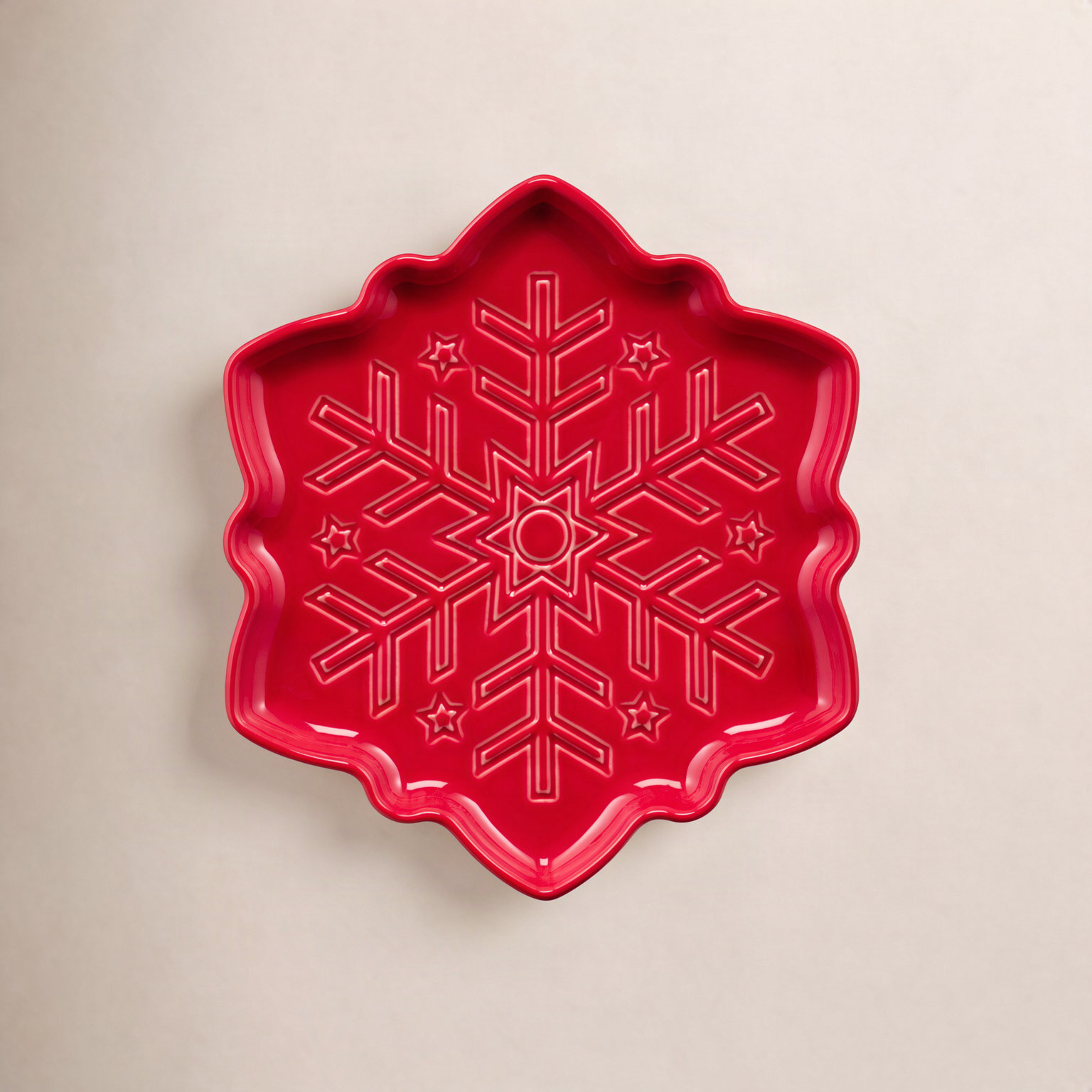 Snowflake Ceramic Salad Plate, Scarlet