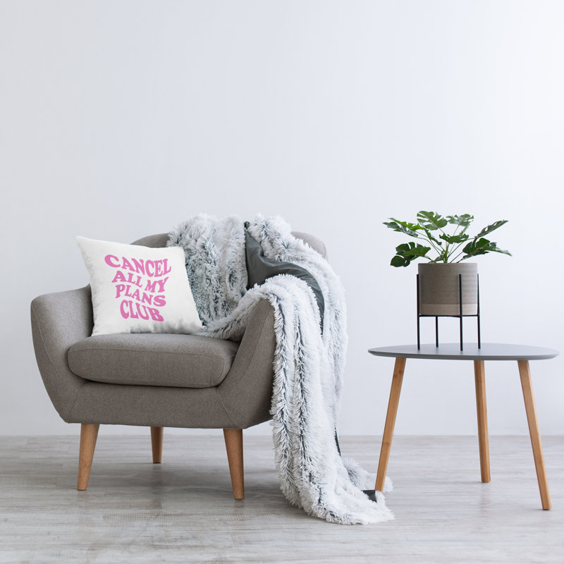 Coussin décoratif noir et rose imprimé introverti par House of Lulu, Blanc