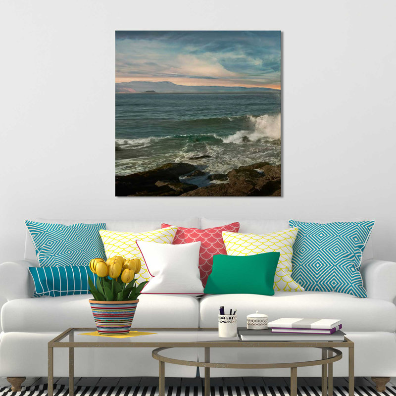 «Malibu Crash 1», reproduction de photo, H 18 po x l 18 po x P 1 po, Toile tendue