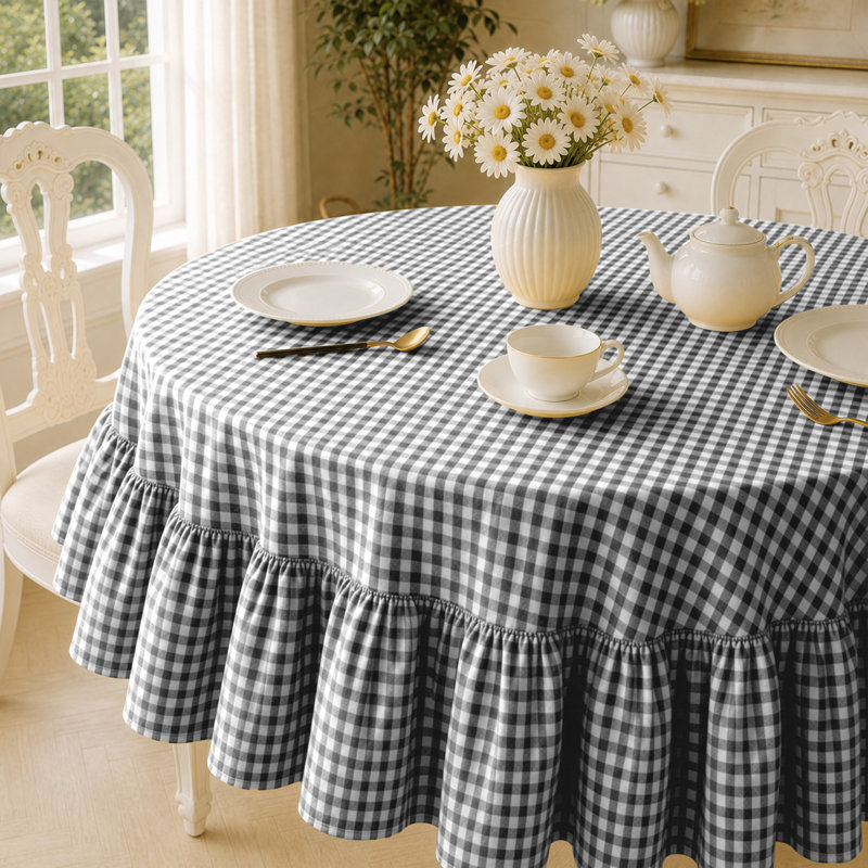 Nappe 100% coton écossais avec bordure à volants, Noir