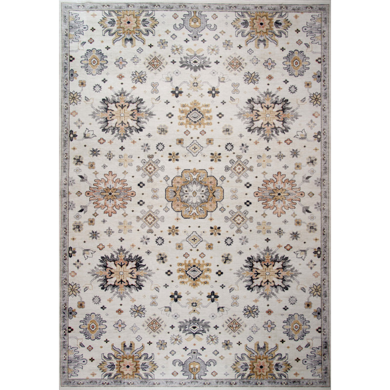 4' X 6' Cream Floral Area Rug