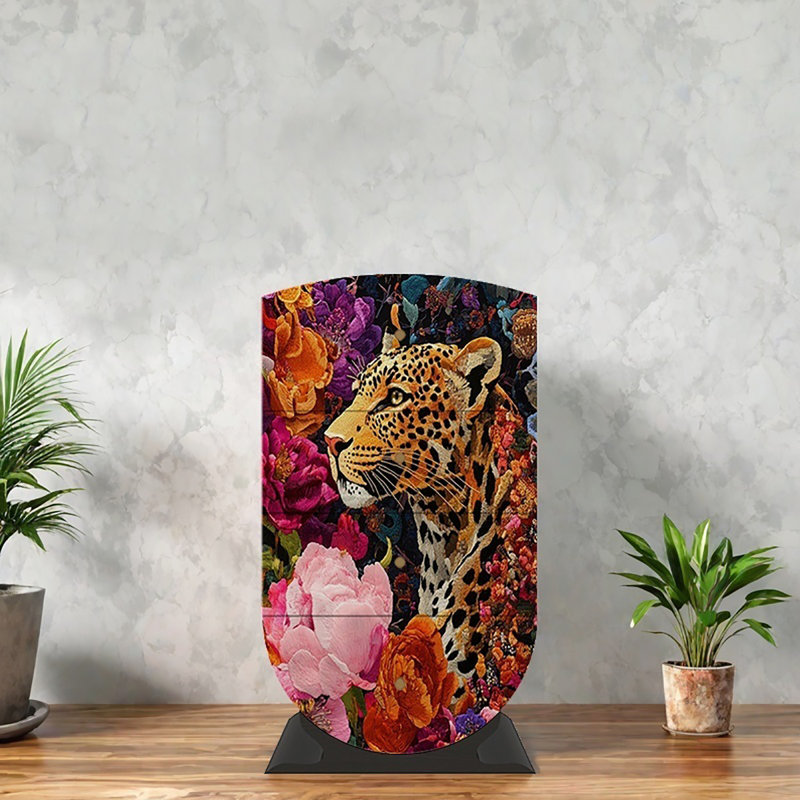 Armoire décorative française