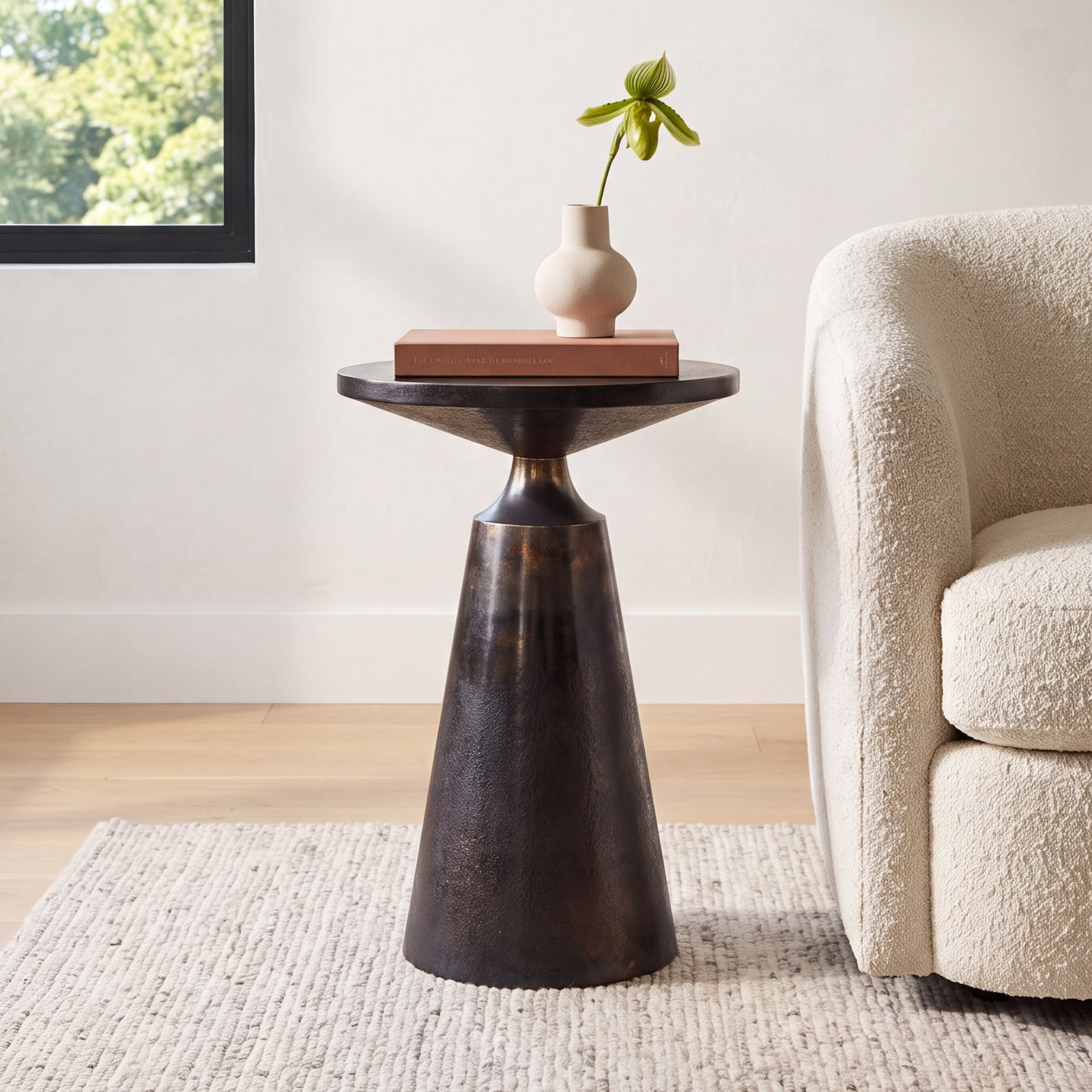 Antoni 16" End Table