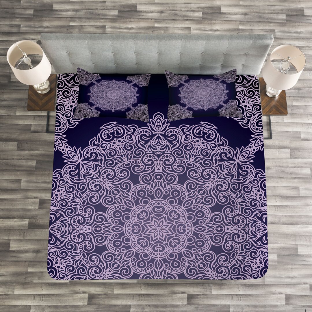 Gestepptes Bettdecken-Set, böhmischer Blumen, lila Mandala, Pale Mauve und Indigo