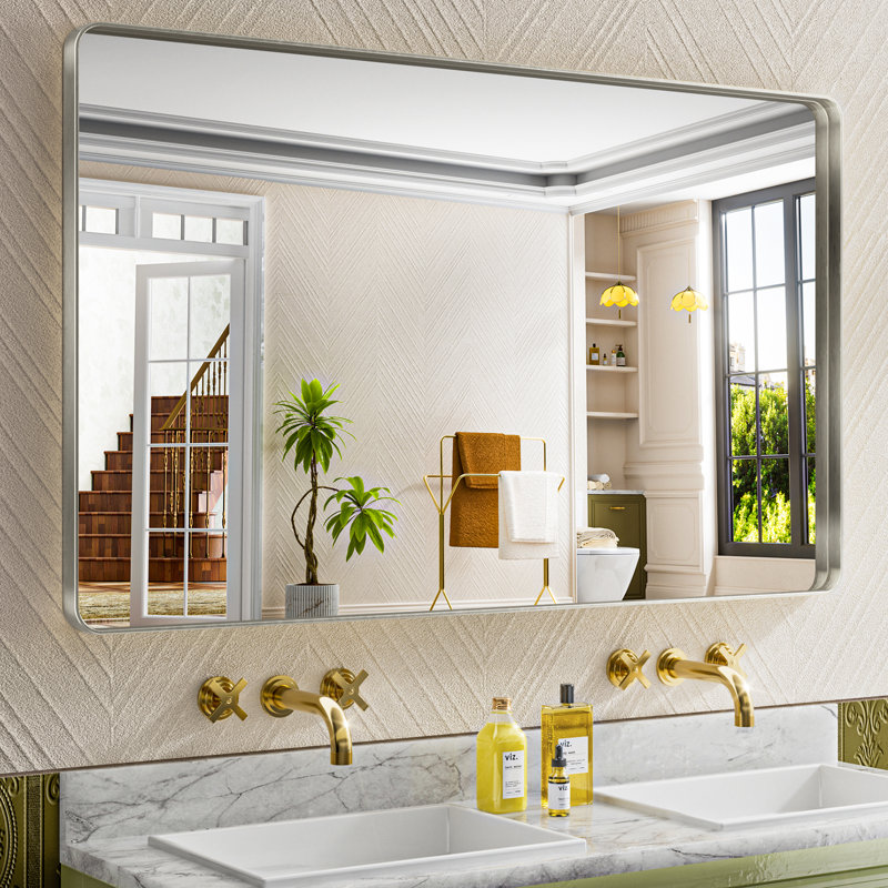 Miroir de salle de bain mural Llesenia, 60 po x 36 po, Argent argent, Rectangulaire